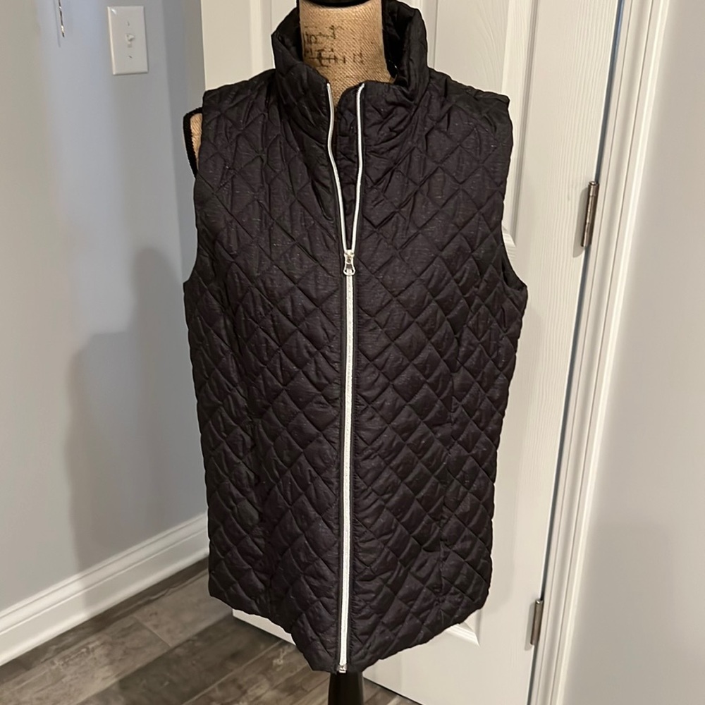 Banana Republic quilted vest